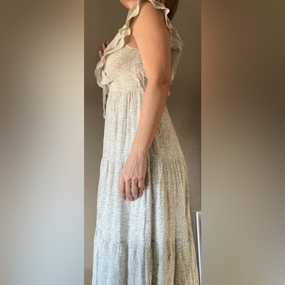 Lulus floral long prairie style dress cream & sage ruffles lined Size M - Picture 5 of 9